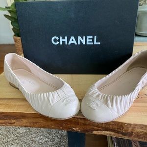 Chanel ballerina flats